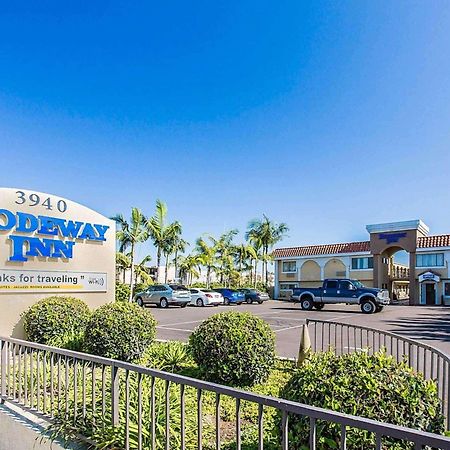 Rodeway Inn & Suites Inglewood Exterior foto